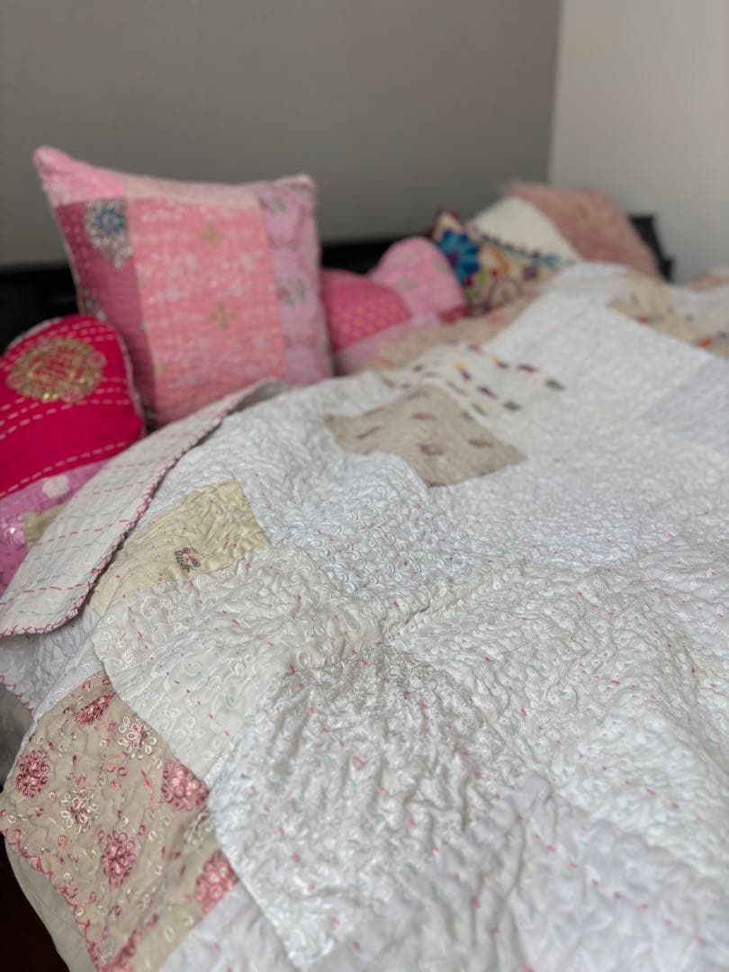 【稀少カラー】大判ラリーキルト　インド刺繍　カンタ　ヴィンテージ　パッチワーク