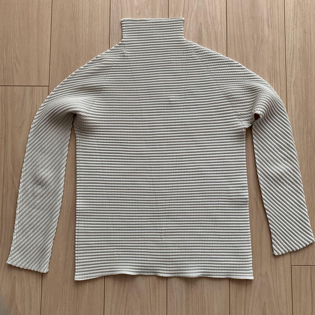 S*h様 ☆イッセイミヤケ プリーツカットソー☆