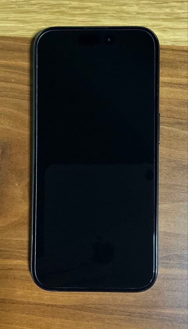 美品 Apple iPhone 15 Pro 128GB スペースブラック 本体