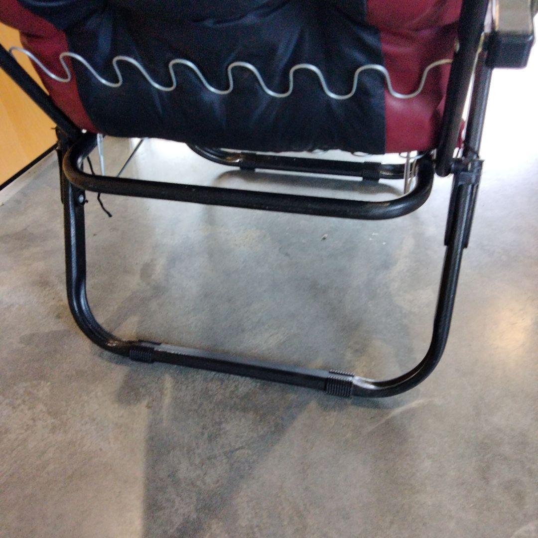 折り畳み可能　リクライニングチェア　ワインレッド