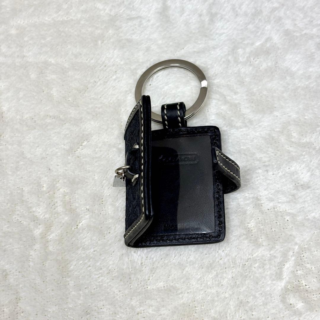 アクセサリー Coach Picture Frame Charm Signature Blak