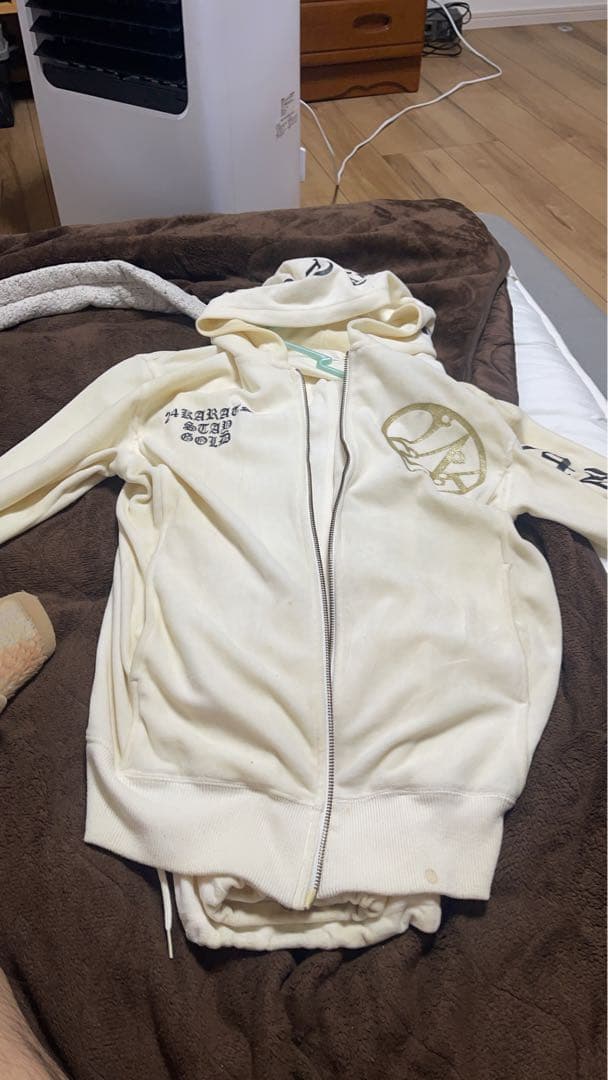 24karats STAYGOLD PV着用モデル セットアップ 同色(白)