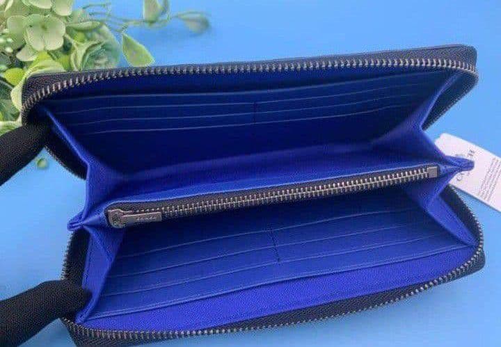 新品未使用コーチ長財布シグネチャーロングジップブルーレディースメンズ送料無料