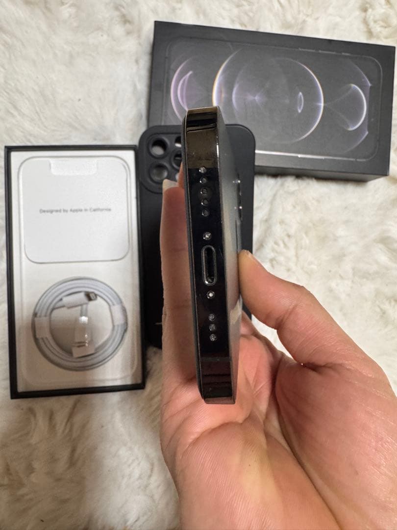 ❤️美品❤️ iPhone 12 pro Simフリー