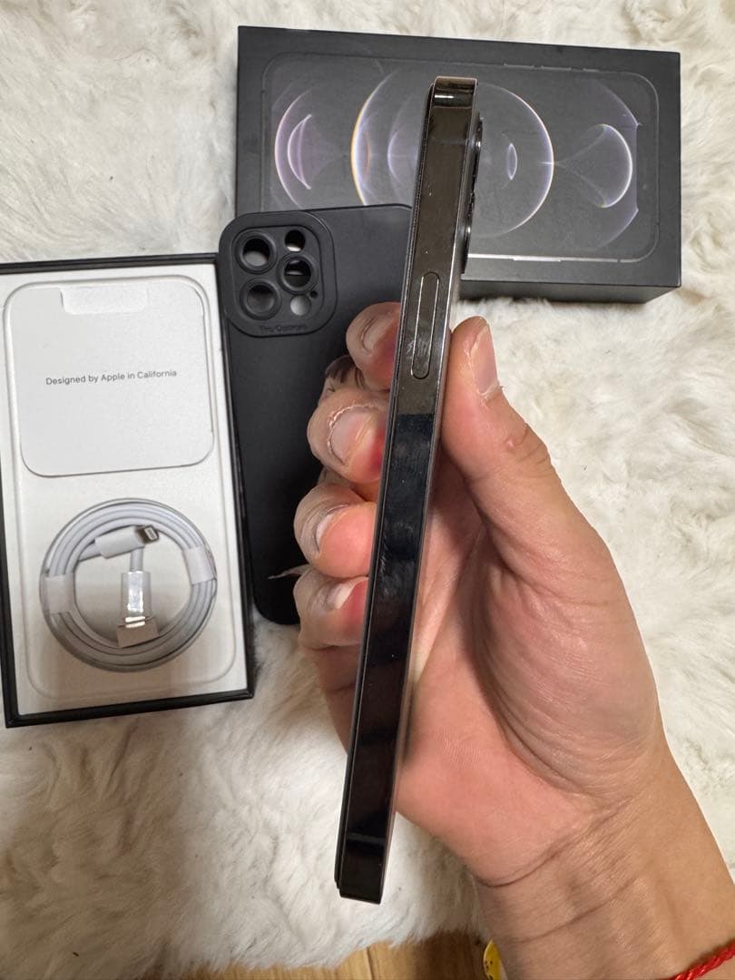 ❤️美品❤️ iPhone 12 pro Simフリー