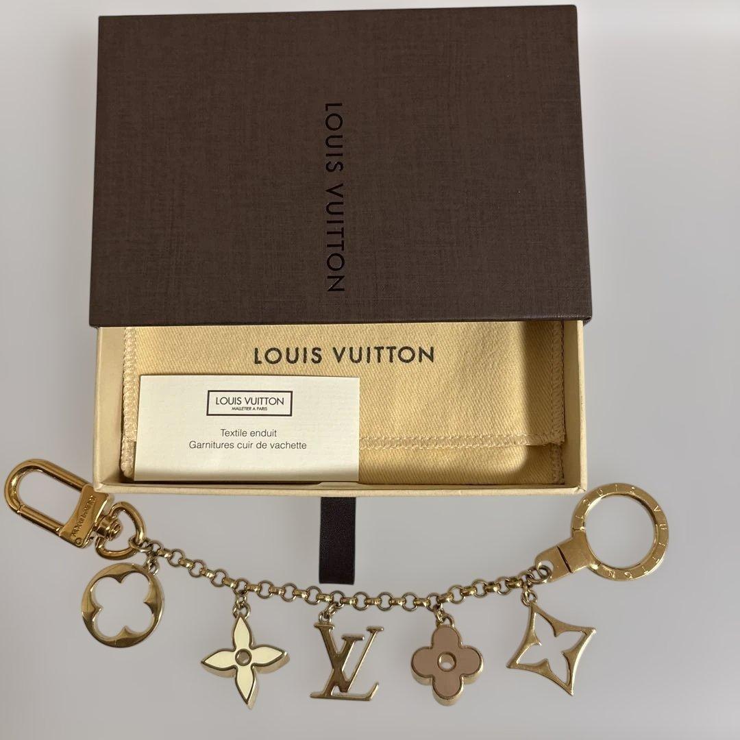 ルイヴィトン バックチャーム　チェーンフルール ドゥ モノグラム