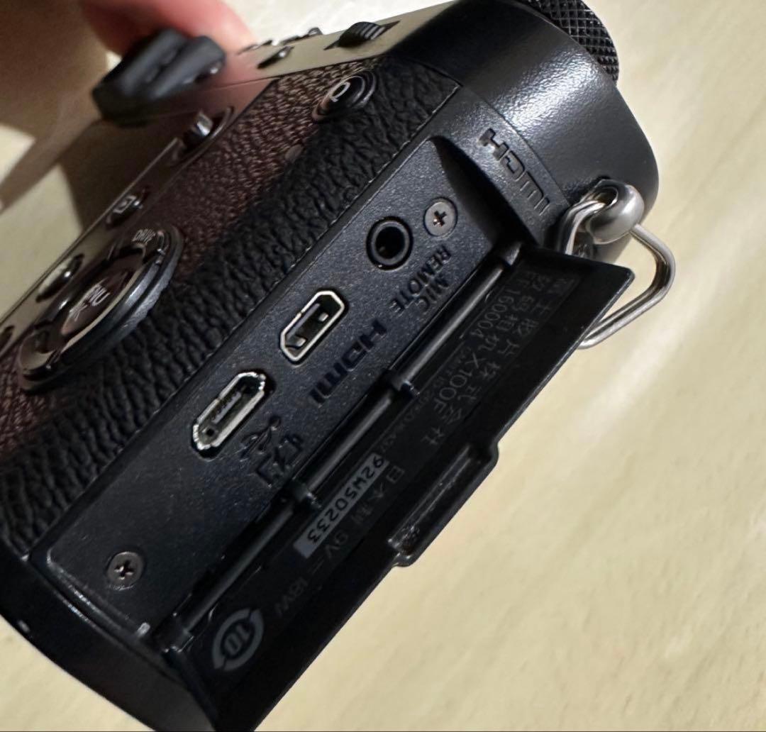 デジタルカメラ FUJIFILM x100F