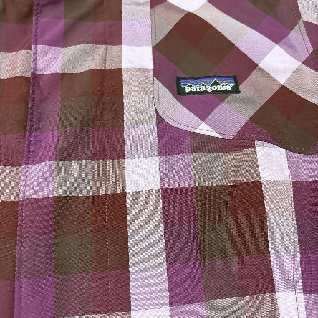 Patagonia フード付きジャケット 紫茶チェック　マウンテンパーカー