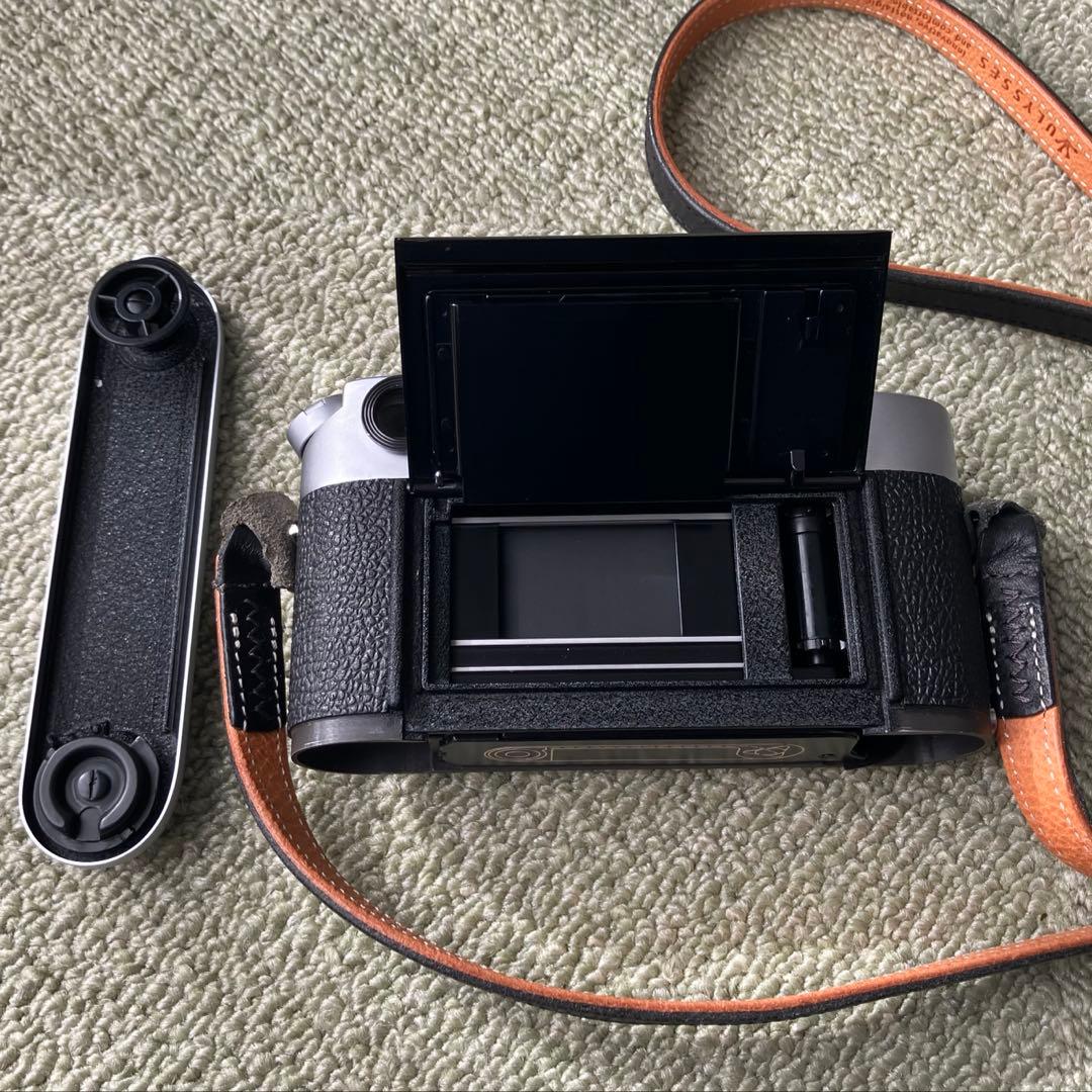 ライカM4 ストラップ付