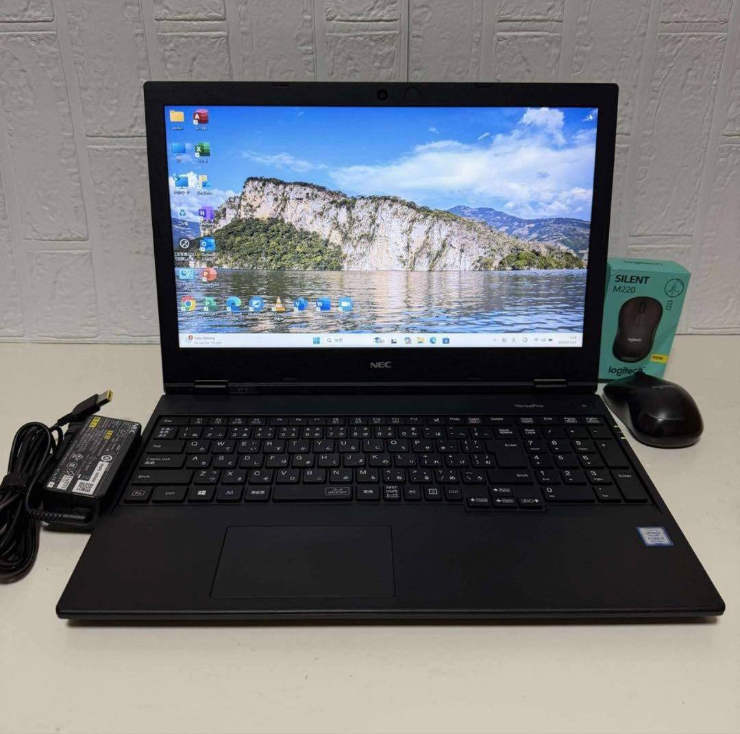 Windows11オフィス付き　SSD メモリ8GB 第8世代　NECノートPC