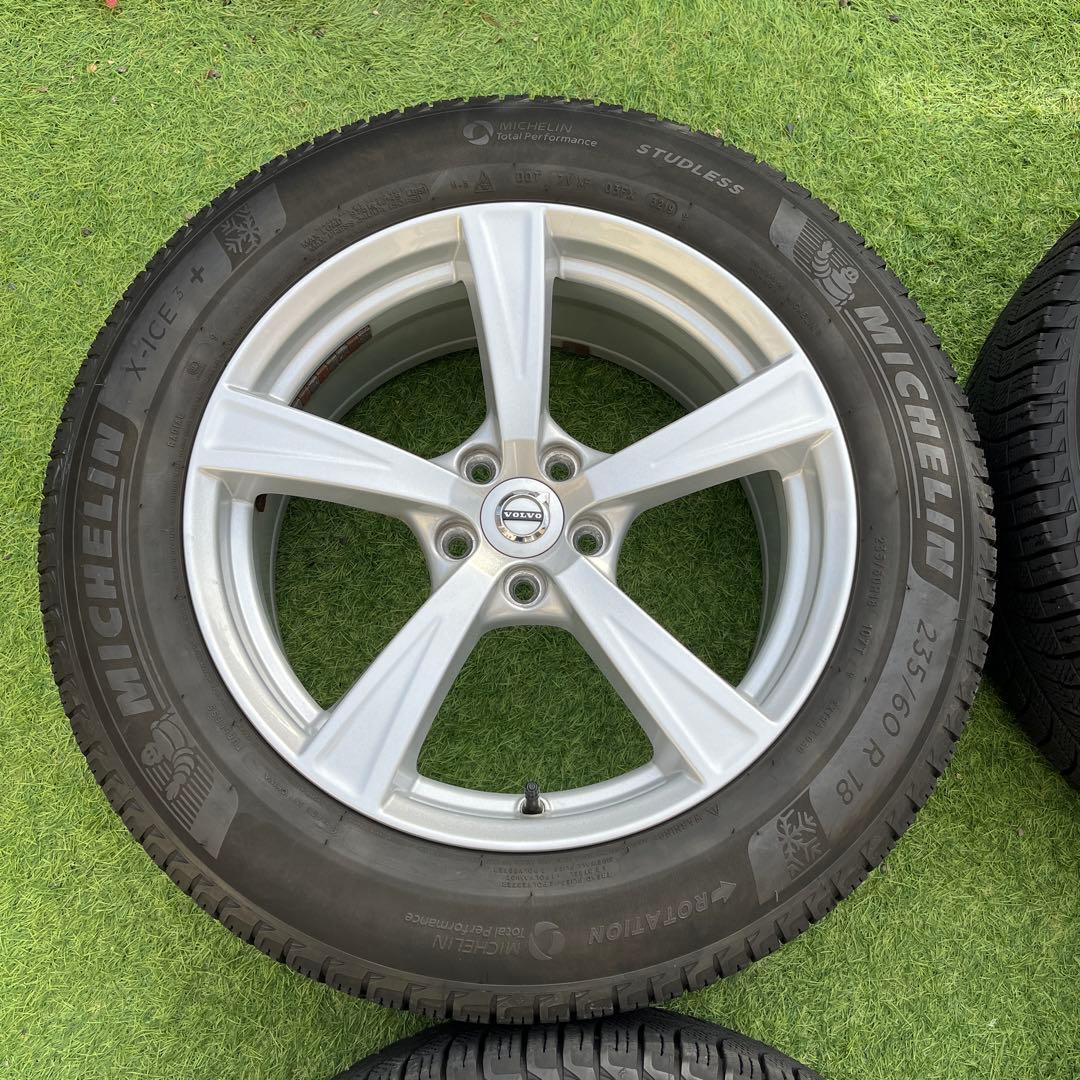 ボルボXC90 235/60/18スタッドレスタイヤホイールセット
