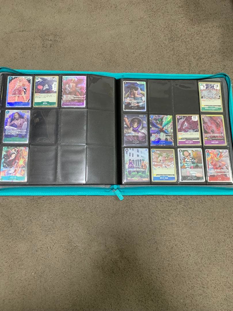 ワンピース カード　ファイル付き引退品