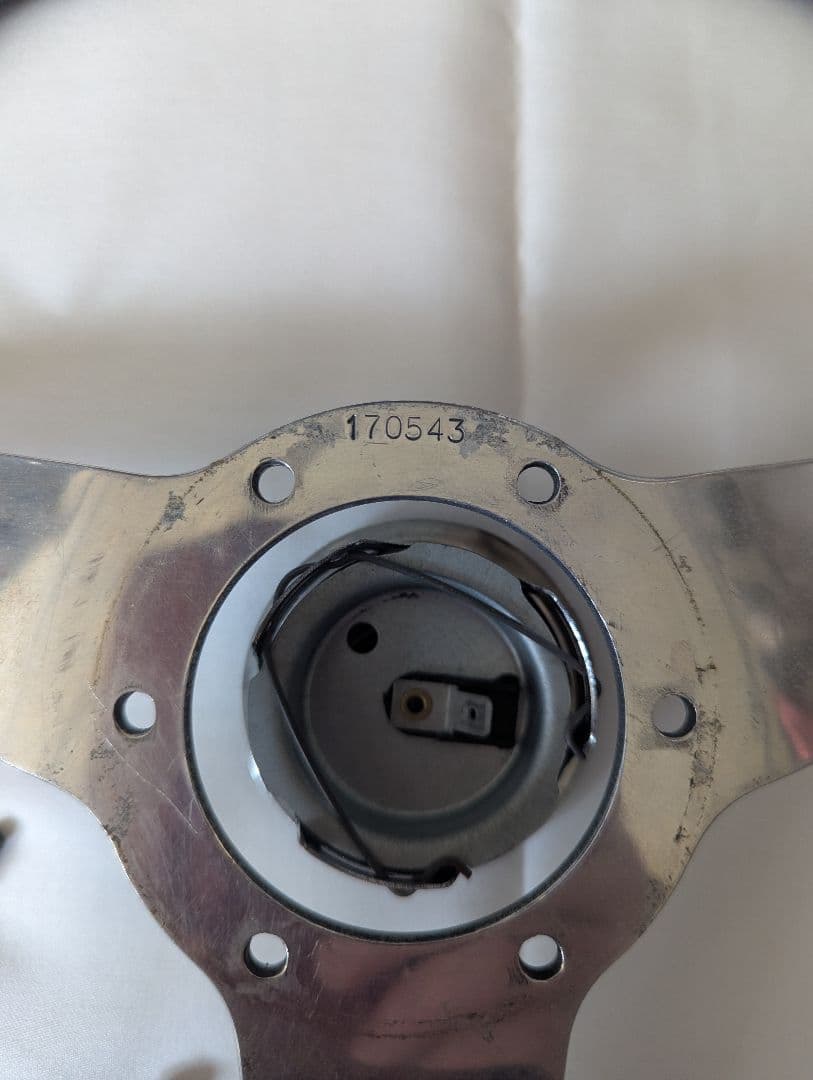 NARDIステアリング