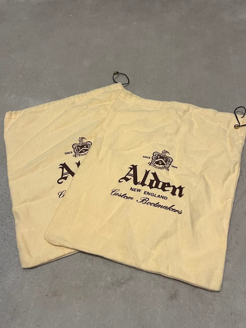 オールデン インディーブーツ Black CHRMXL Leather 401