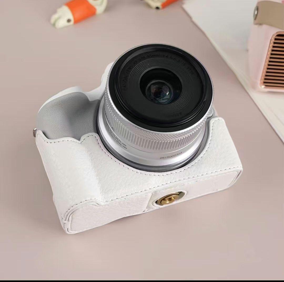 【ほぼ新品】Canon EOS R50ホワイトレンズキット高級ケース付