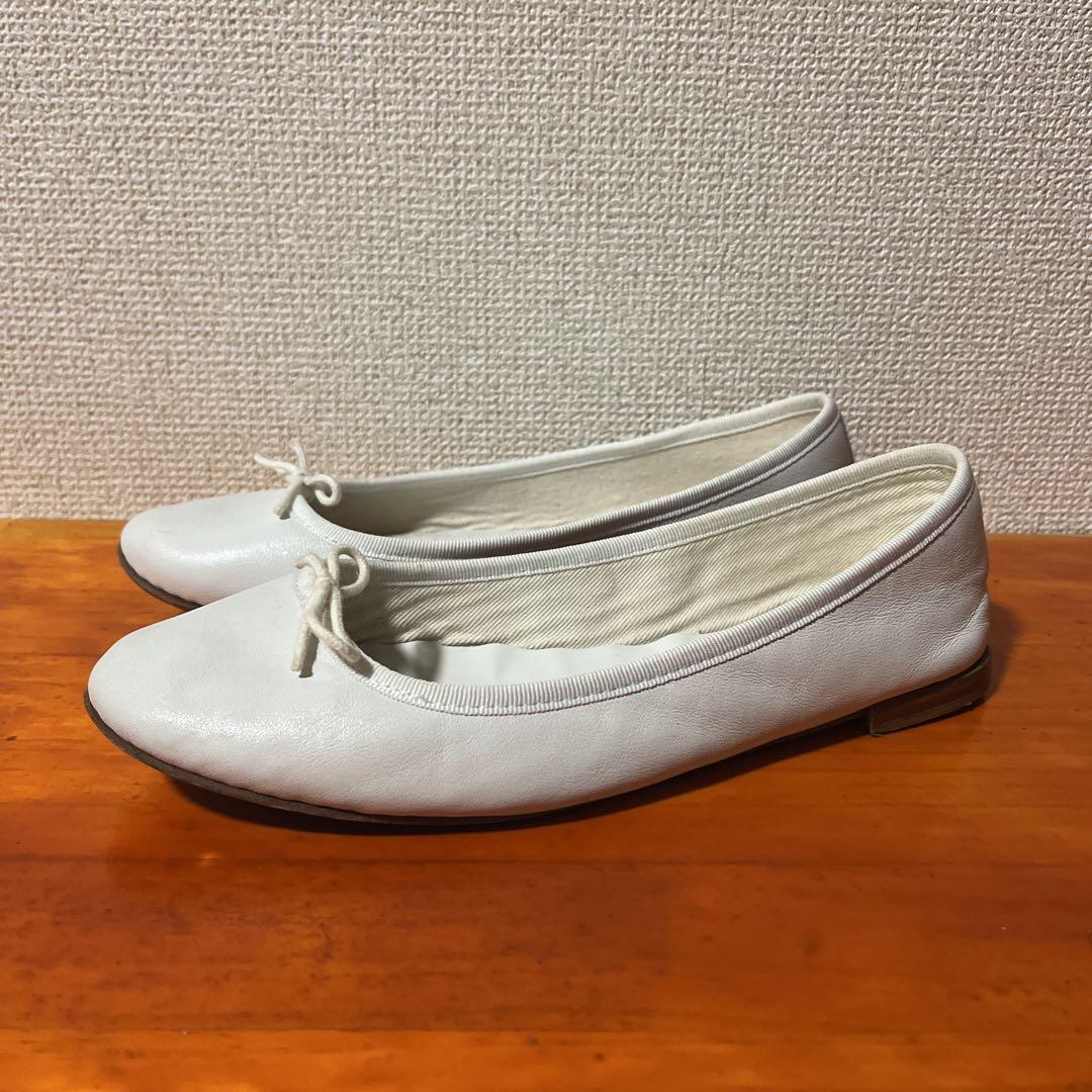 レペット サンドリオン 38.5 白 ホワイト フラットシューズ 24cm