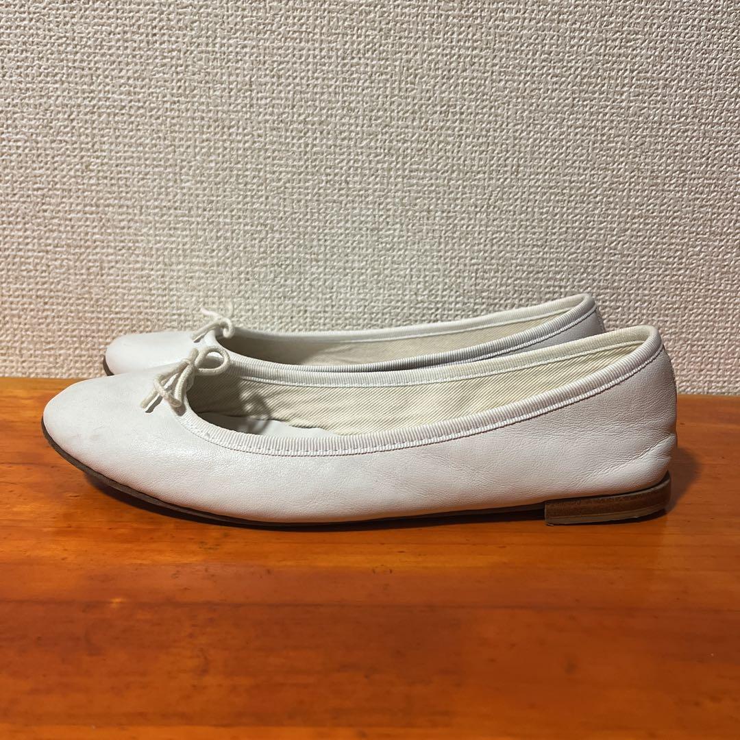 レペット サンドリオン 38.5 白 ホワイト フラットシューズ 24cm