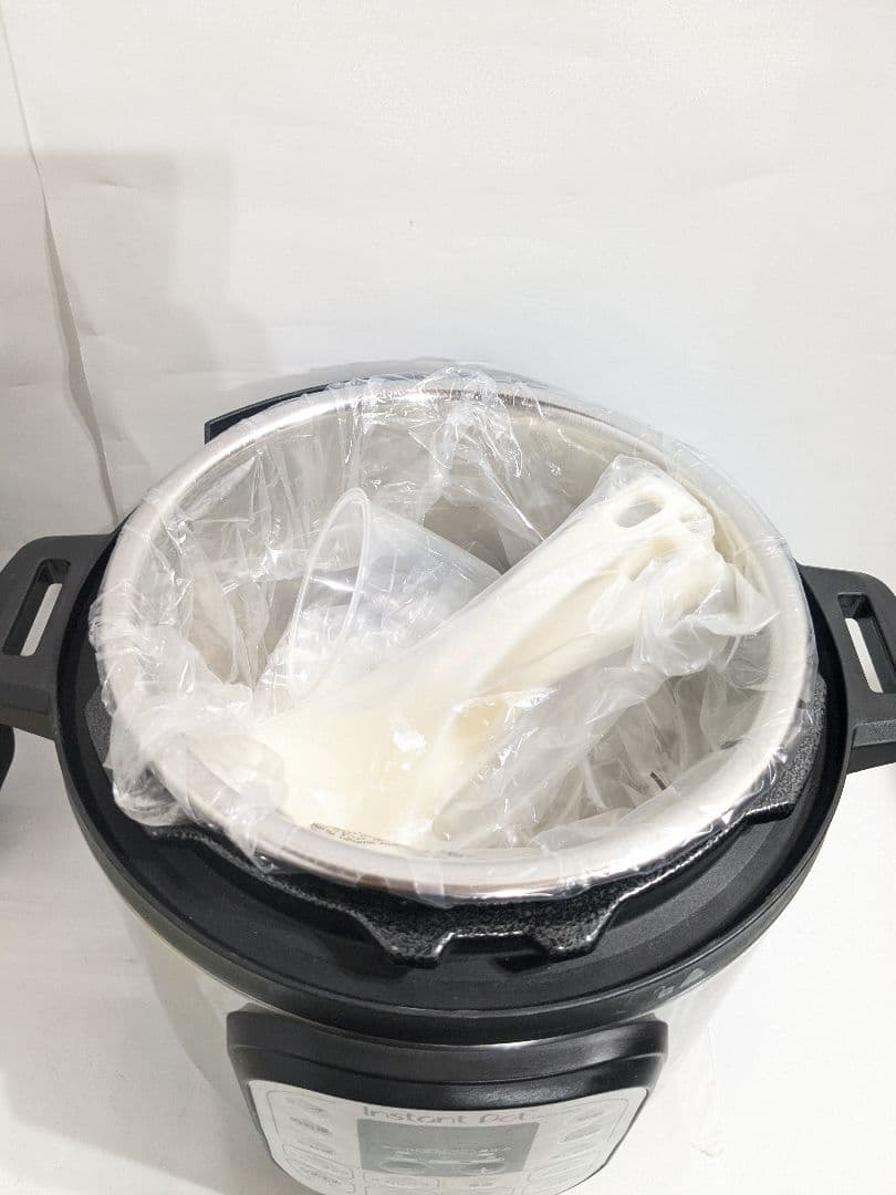 未使用　インスタントポット マルチ電気圧力鍋　DUO Mini ISP1001