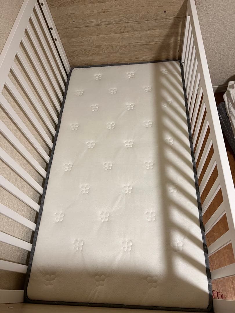 Boori(ブーリ)3in1ベビーベッド(専用マットレス付) (直接 引取 可)