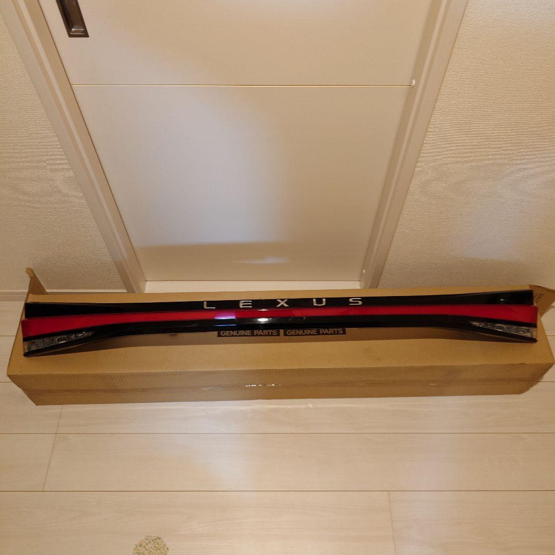 レクサス新型RX500h RX350 RX450Hリヤ中央テールランプASSY