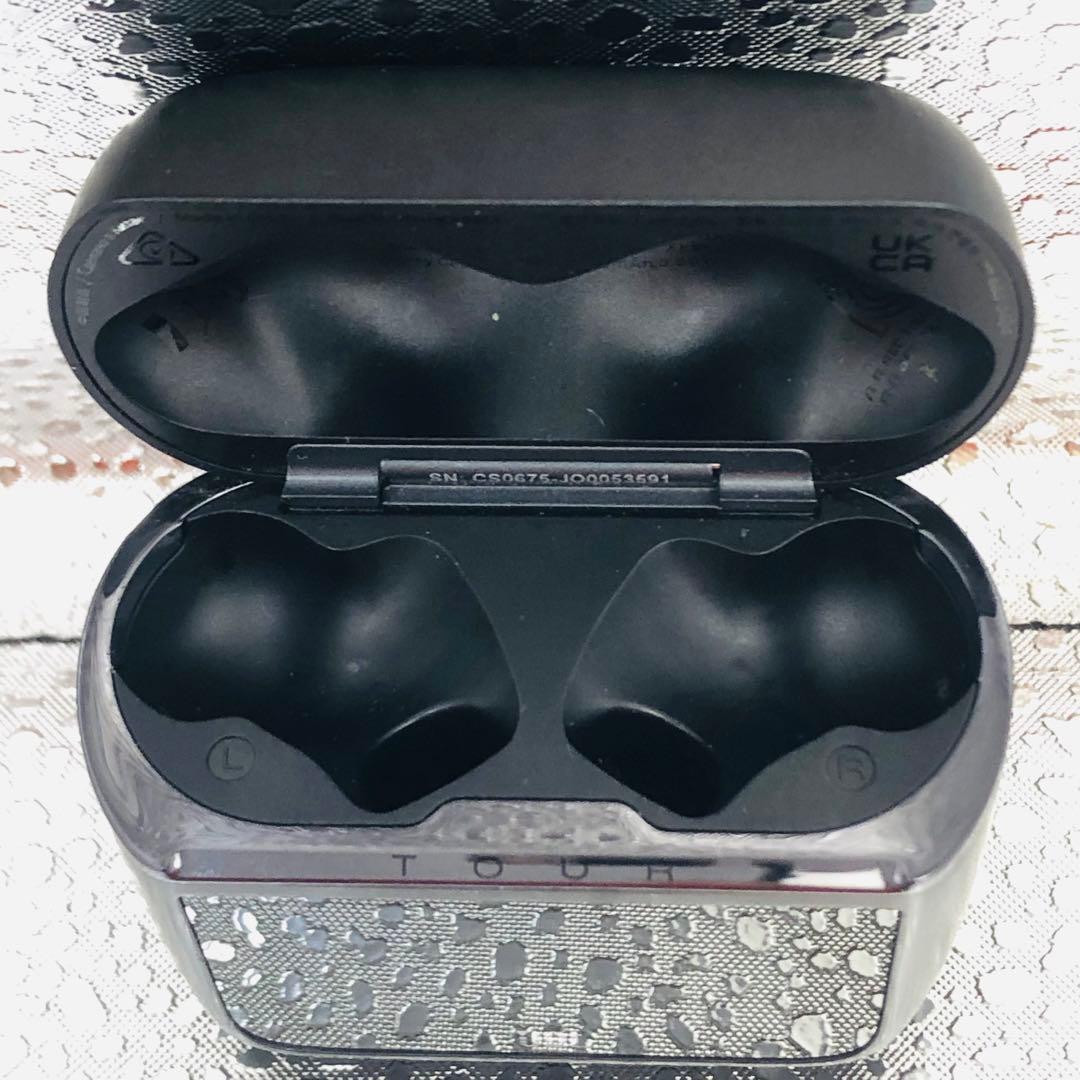 【美品】JBL Tour Pro 3 ブラック