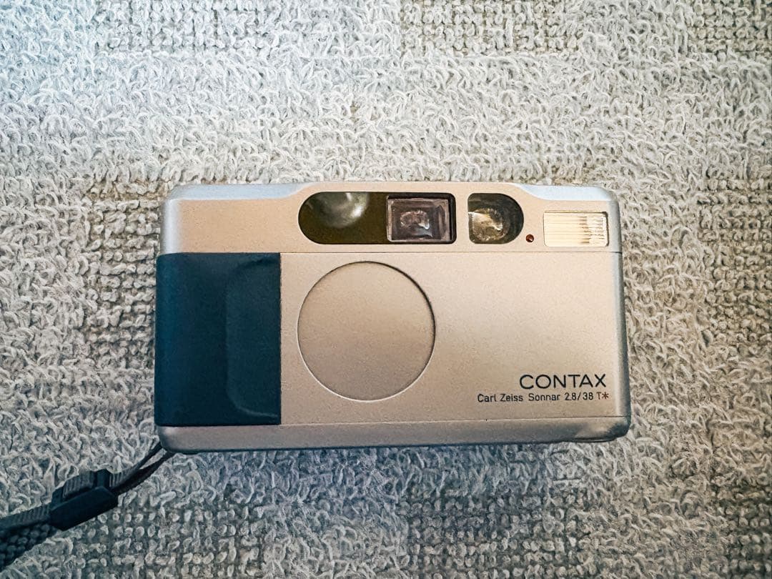 【楽一番様用】レアなカメラ　CONTAX T2 フィルムカメラ　ジャンク品