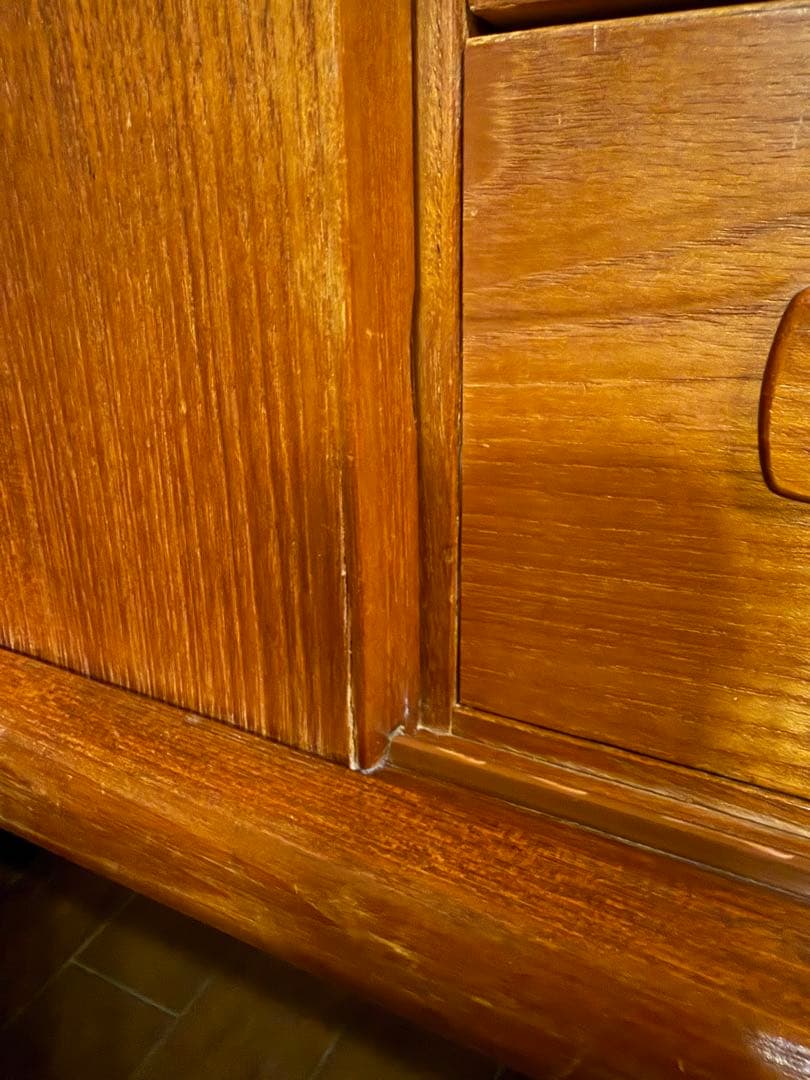 北欧 デンマーク ヴィンテージ チーク サイドボード キャビネット