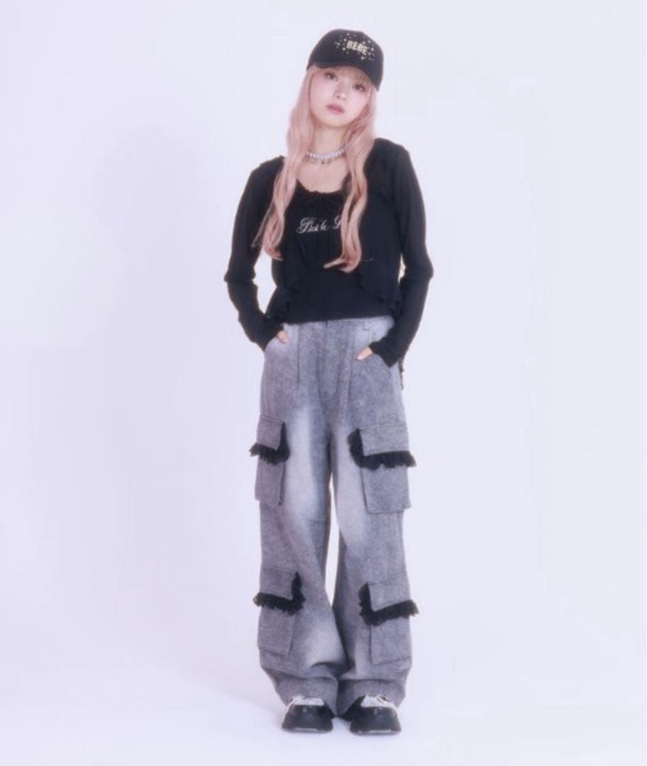 fickle bebe レースフリルカーゴデニム