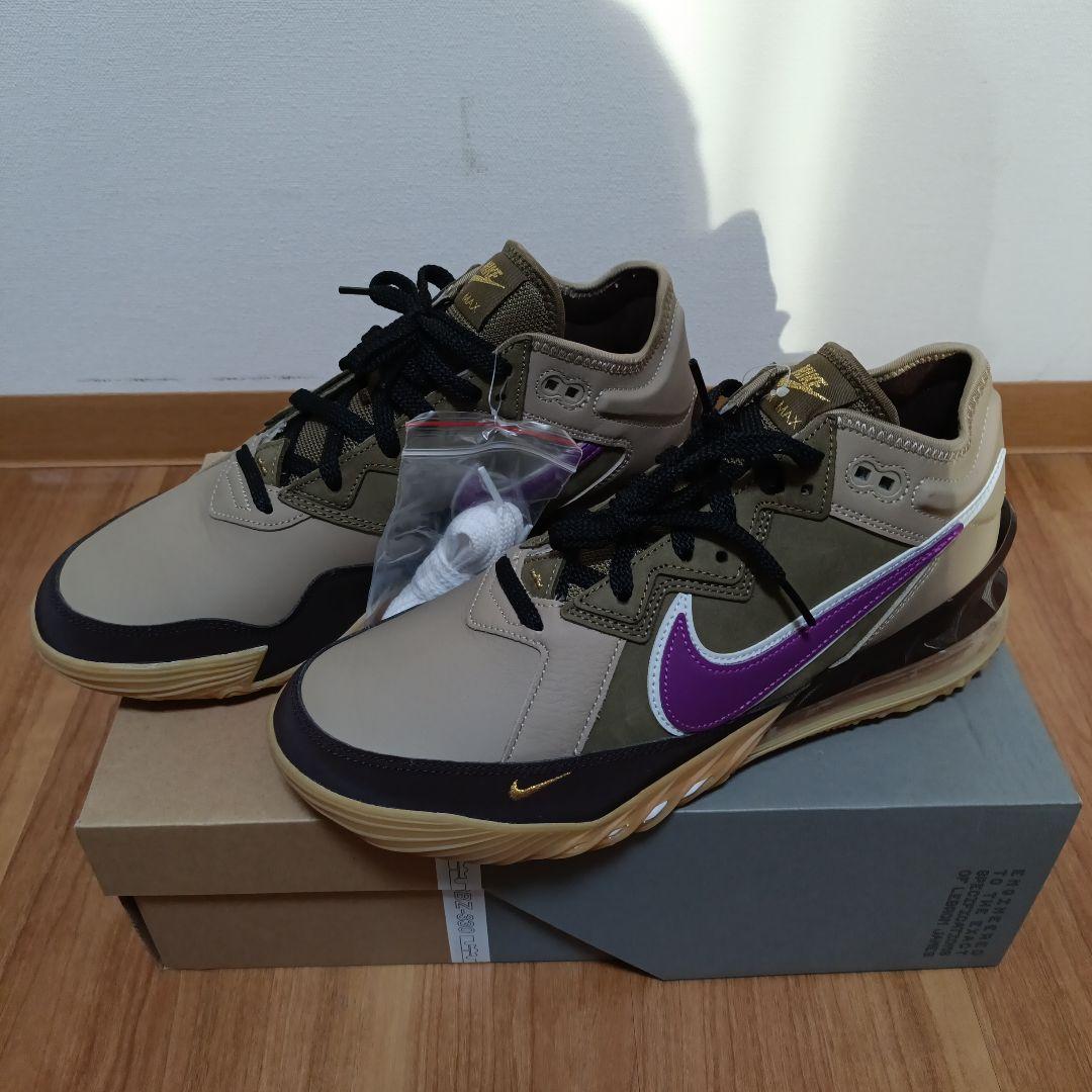 Nike LeBron シューズ(男性用)