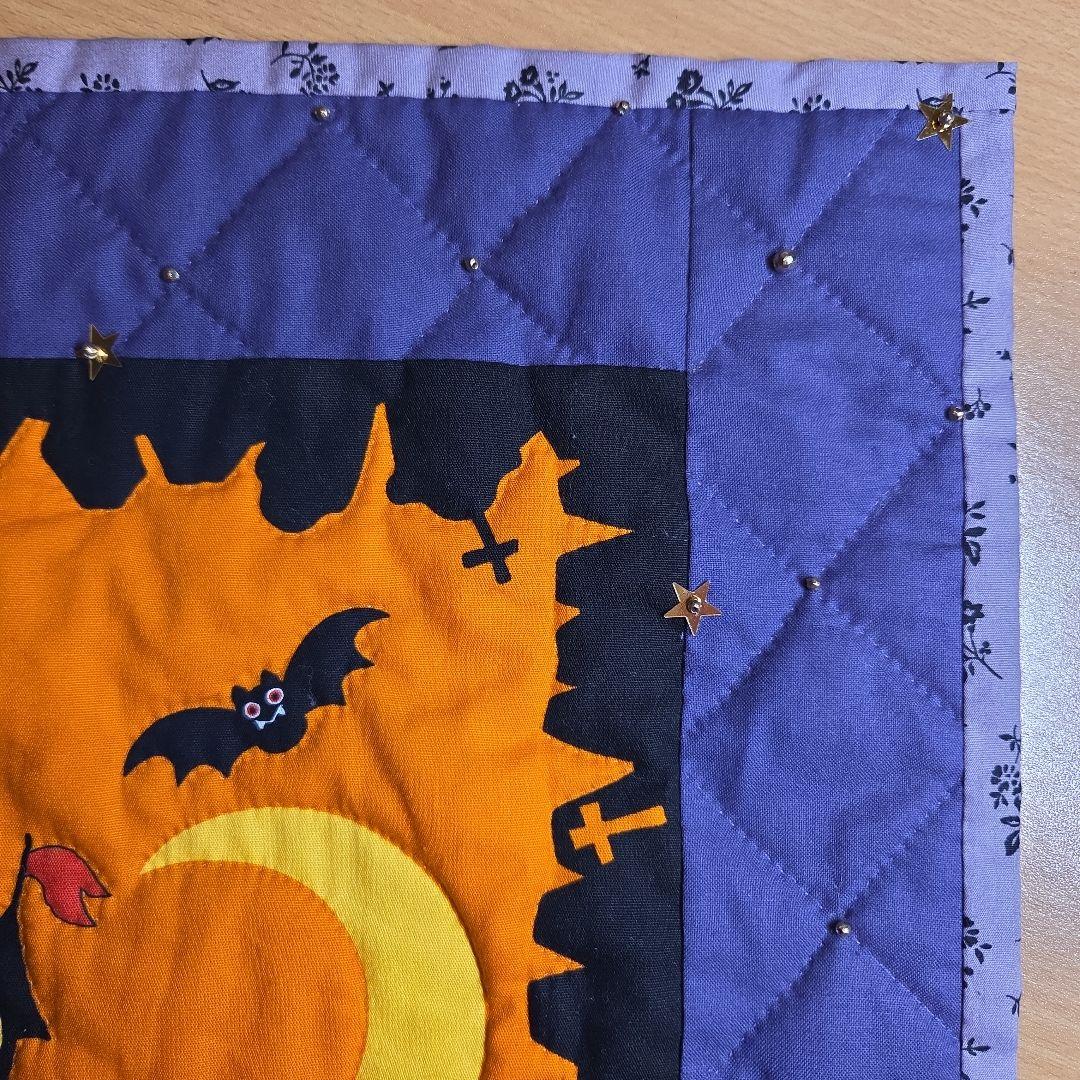 ハロウィンタペストリー