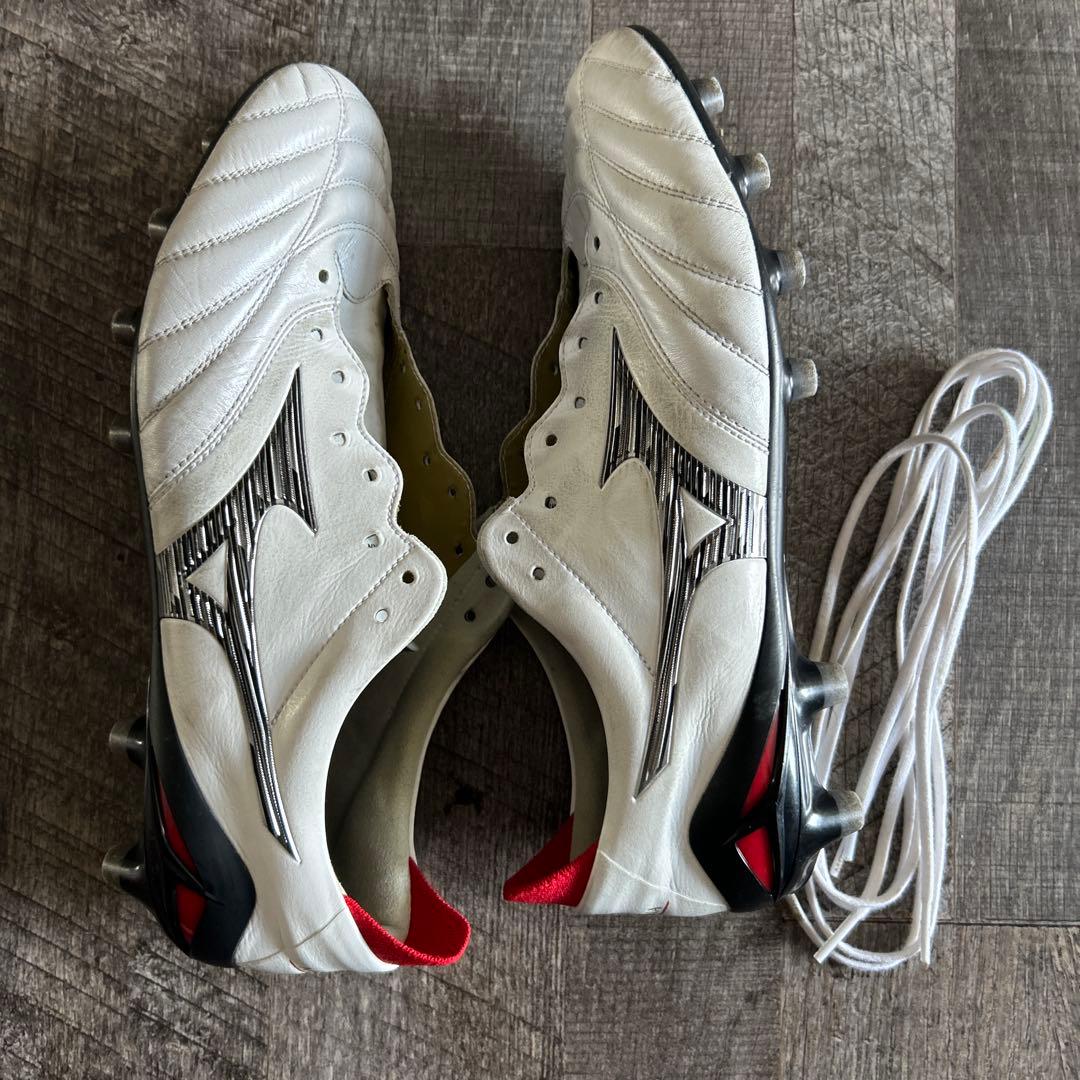 サッカースパイク　モレリアネオ4 27.5