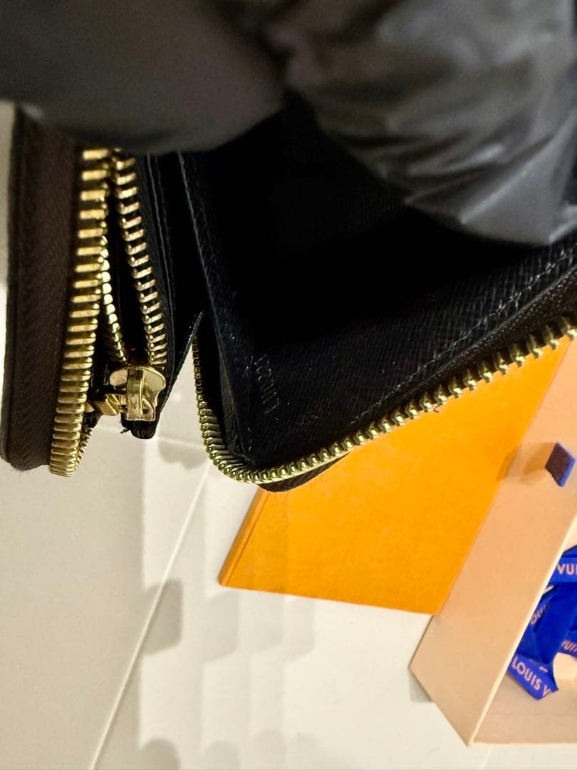 正規品 ルイヴィトン ジッピーウォレット モノグラムジャイアントリバース