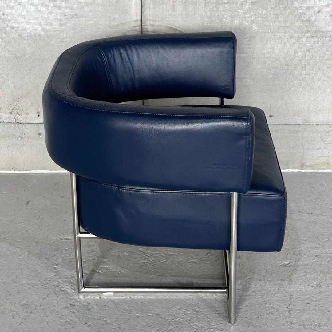 合皮クラブチェア◎ モダンデザインラウンジチェア／低座面／店舗・サロン・書斎