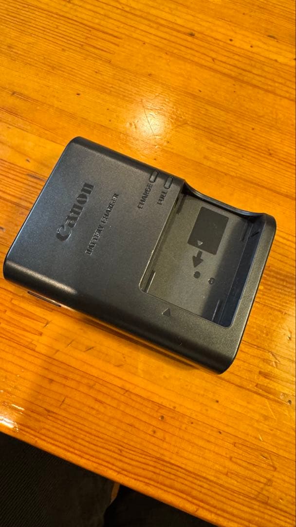 Canon EOS M100 箱付き