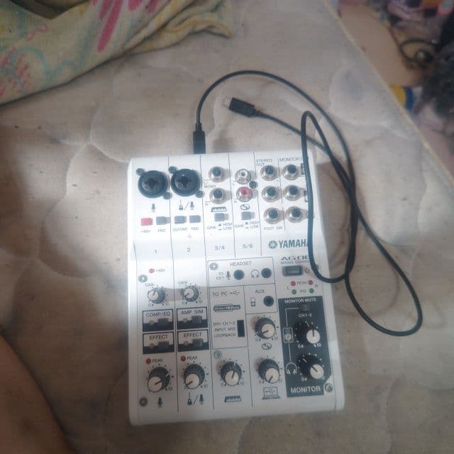 スピーカー・ウーファー AG06