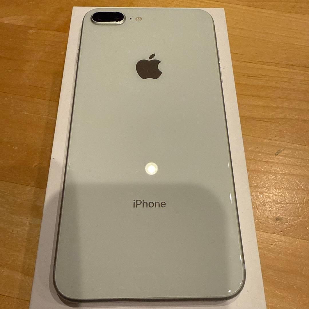 Apple iPhone 8 Plus シルバー 本体 256GB SIMフリー