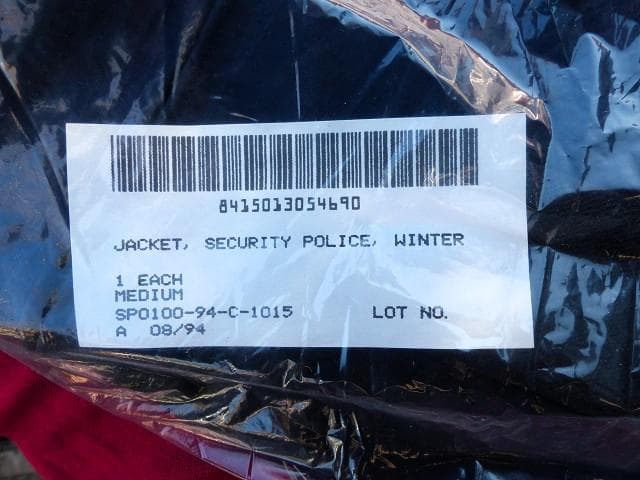 希少90s 米軍実物 米空軍 セキュリティーポリスウィンタージャケット M 02