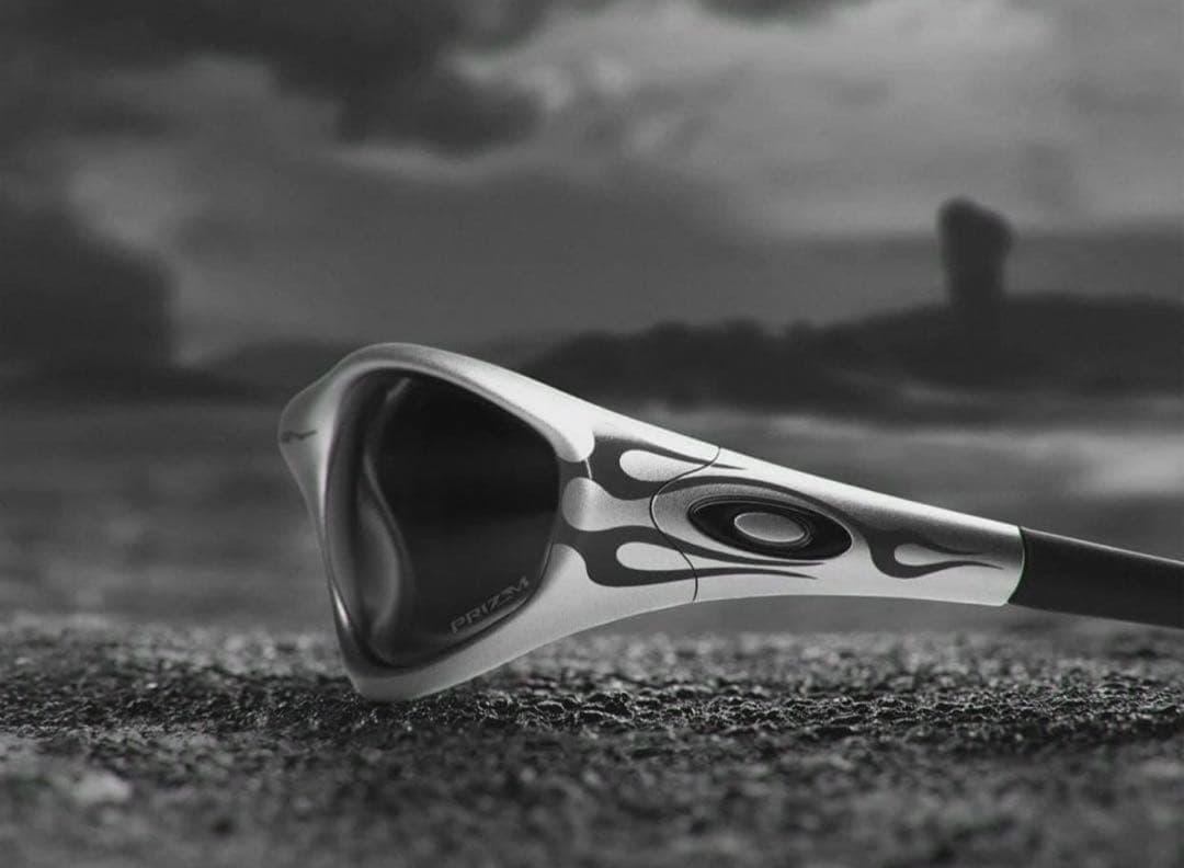 オ*ン様 OAKLEY MUZM STRAIGHT JACKET 99《激レア》