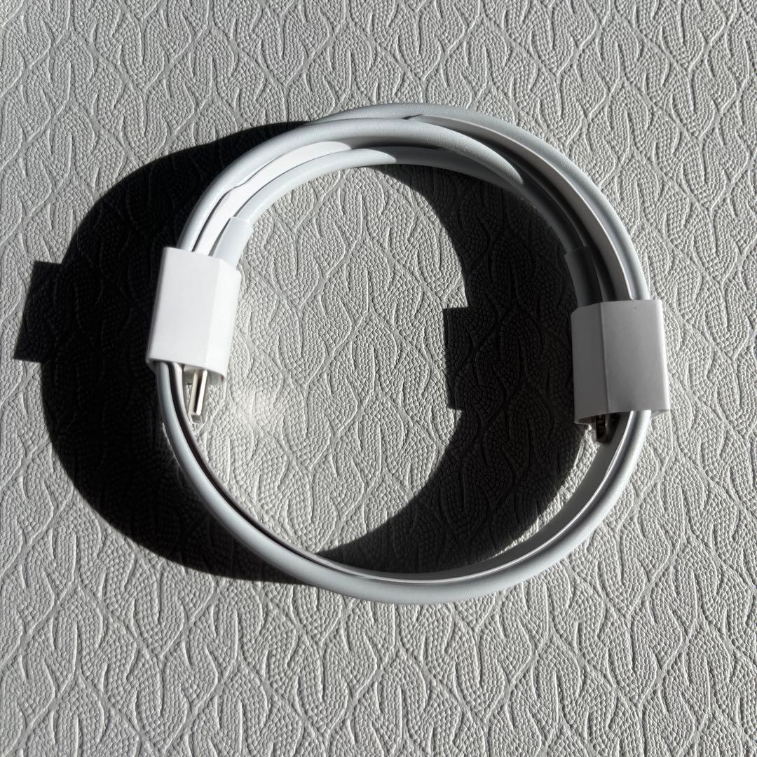 Apple AirPods Pro 第2世代 本体と付属品