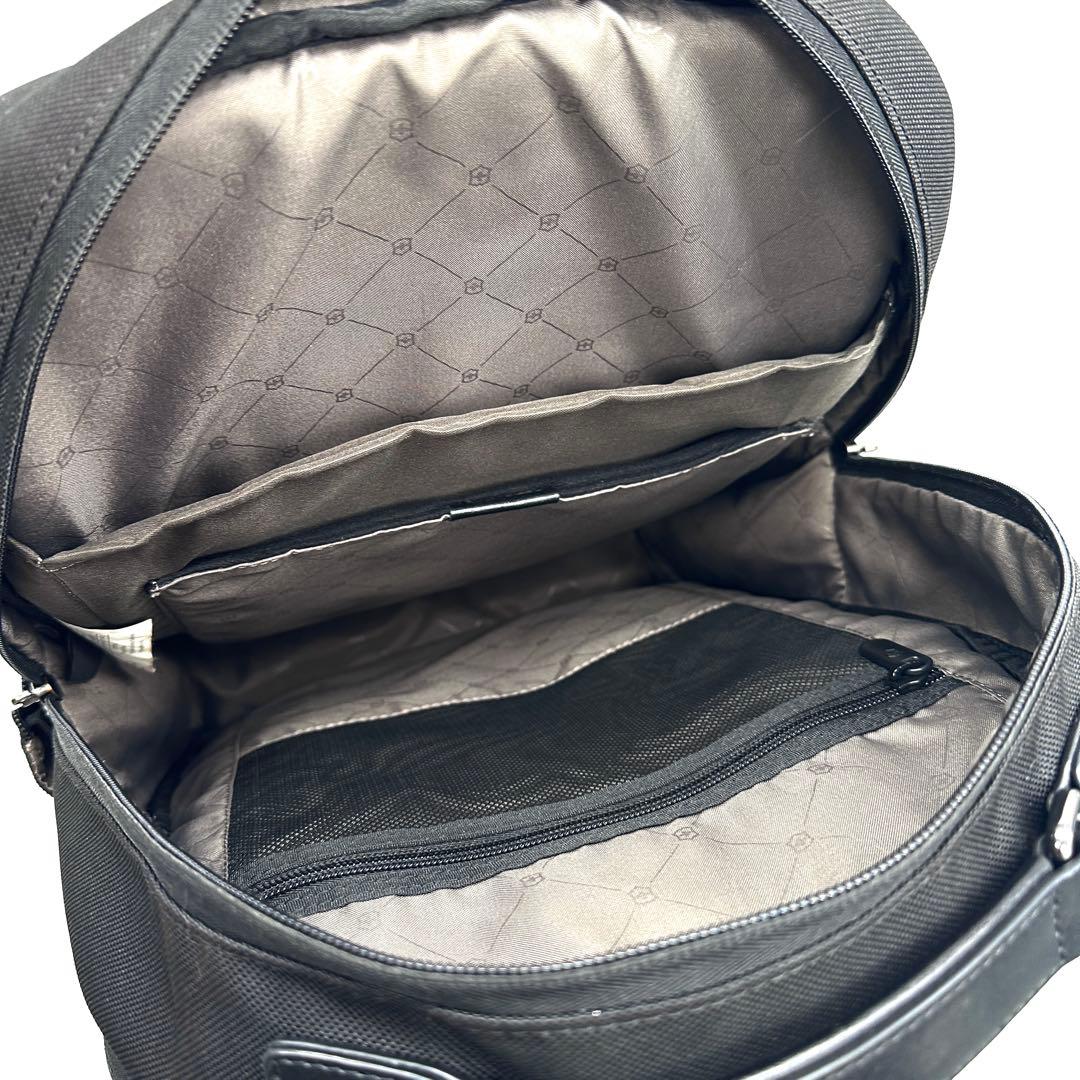 未使用級 ビクトリノックス ワークスプロフェッショナル デラックスバックパック