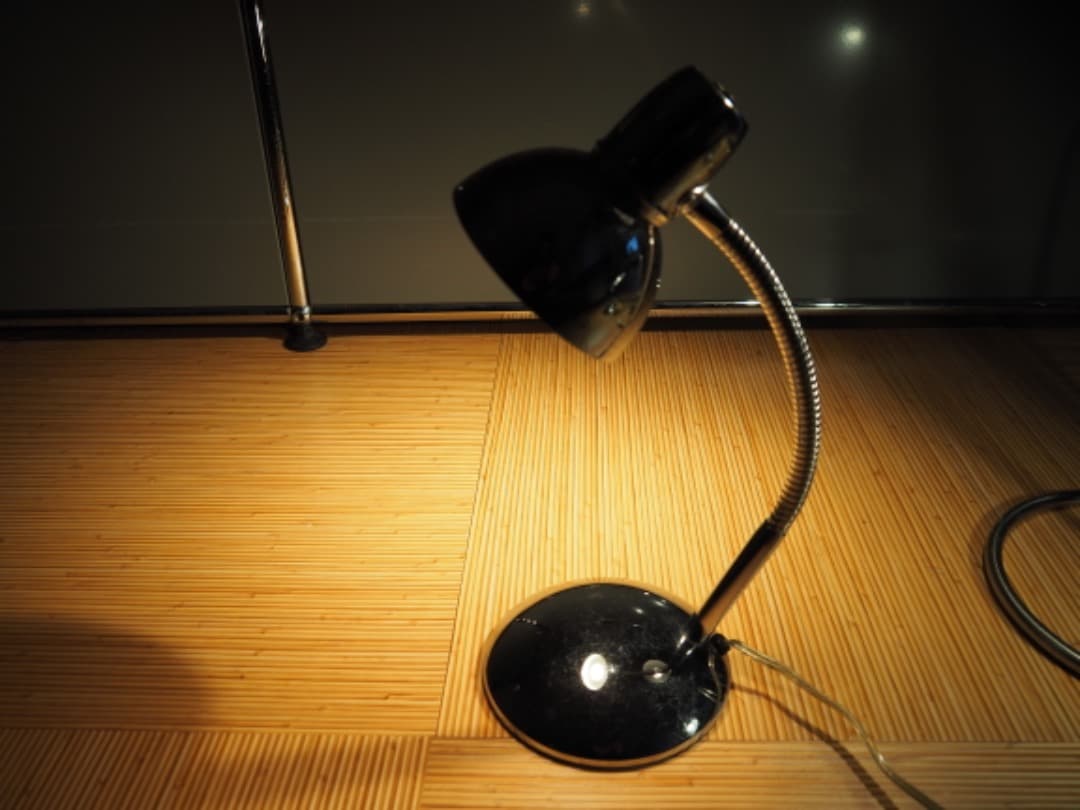 インダストリアル　テーブルランプ　ライト