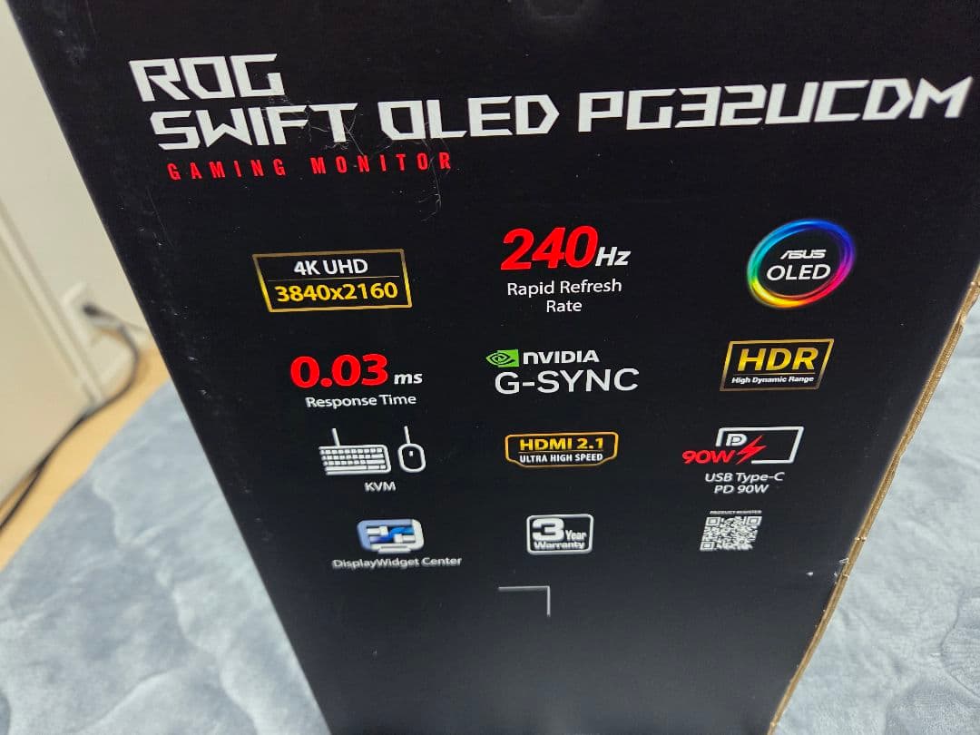 asus　ROG Swift OLED PG32UCDM　4k 240hz