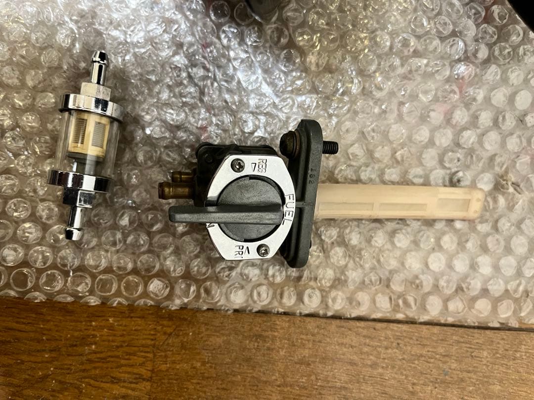 93年式　SR400純正タンク