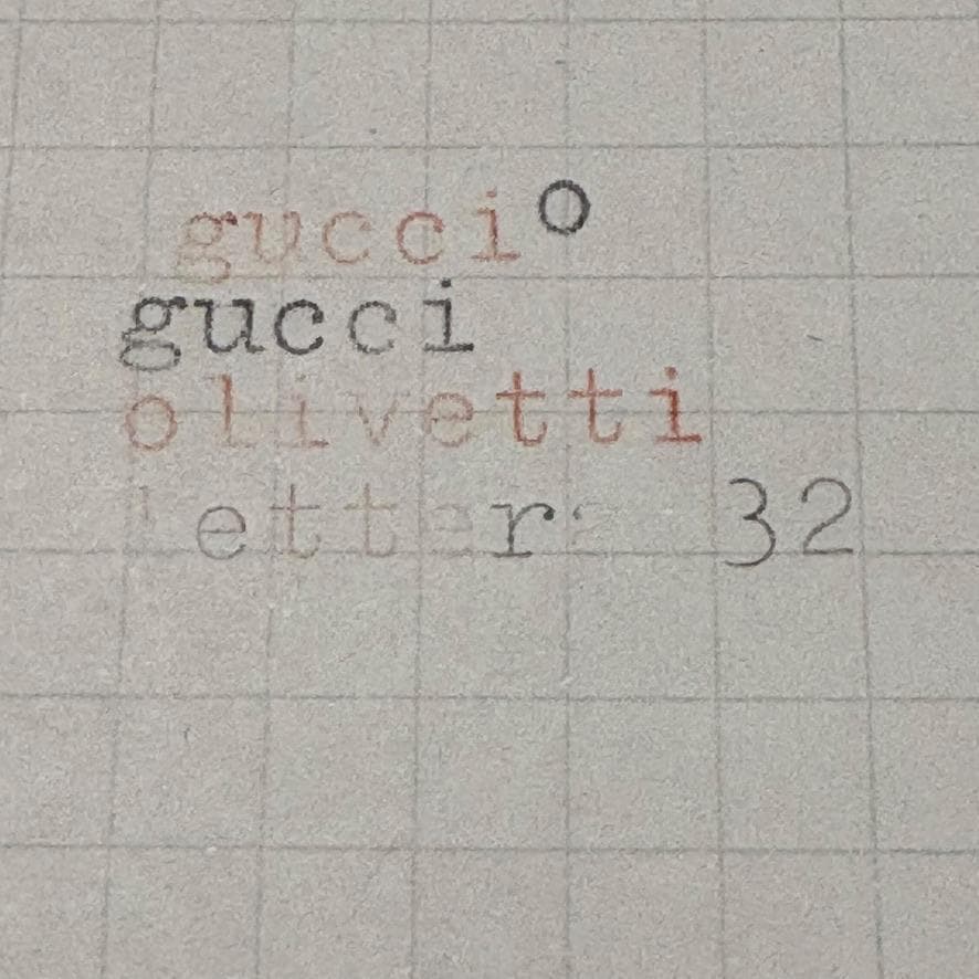 【超希少‼️】GUCCI × Olivetti タイプライター GG シェリー