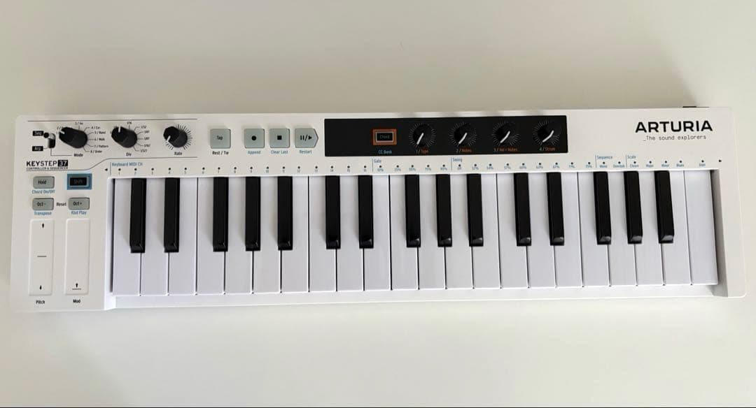 ARTURIA ( アートリア ) KEYSTEP 37 MIDIキーボード
