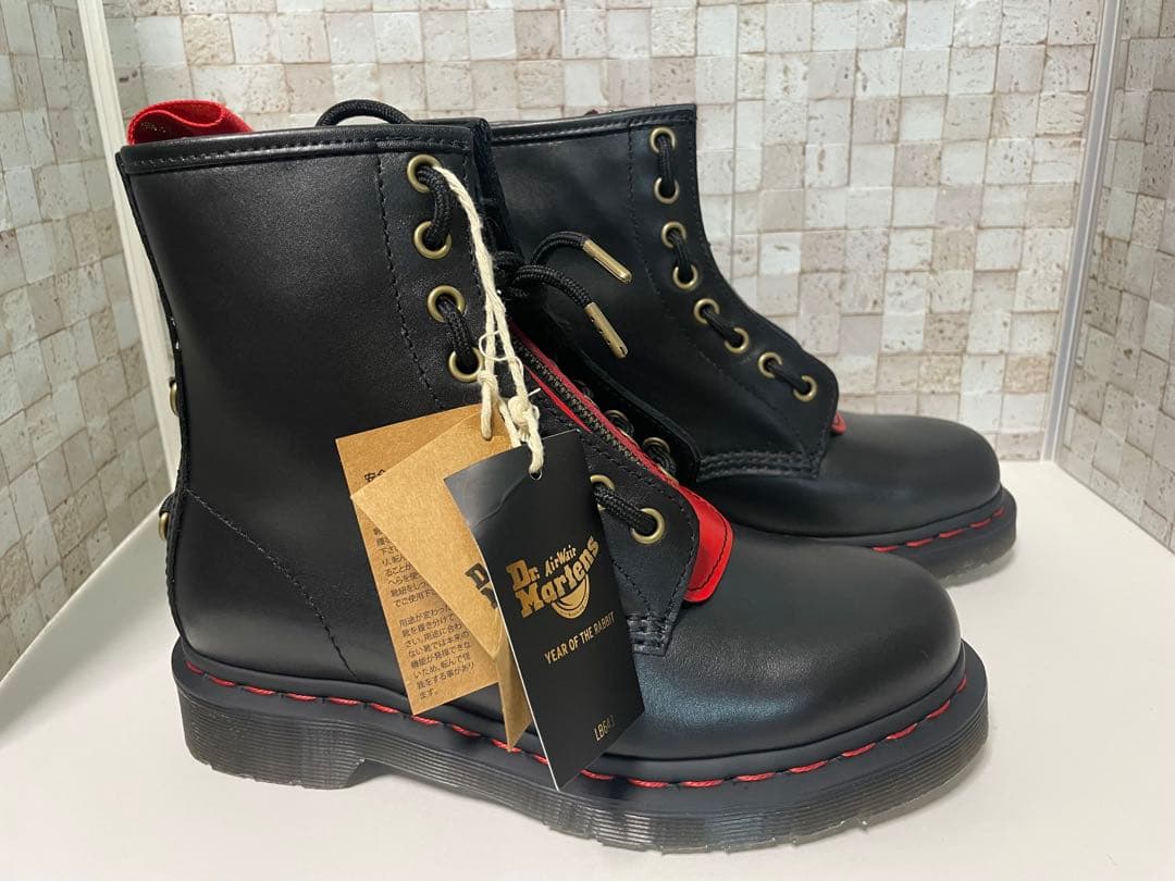 ドクターマーチン 卯年 兎 8ホールブーツ UK4