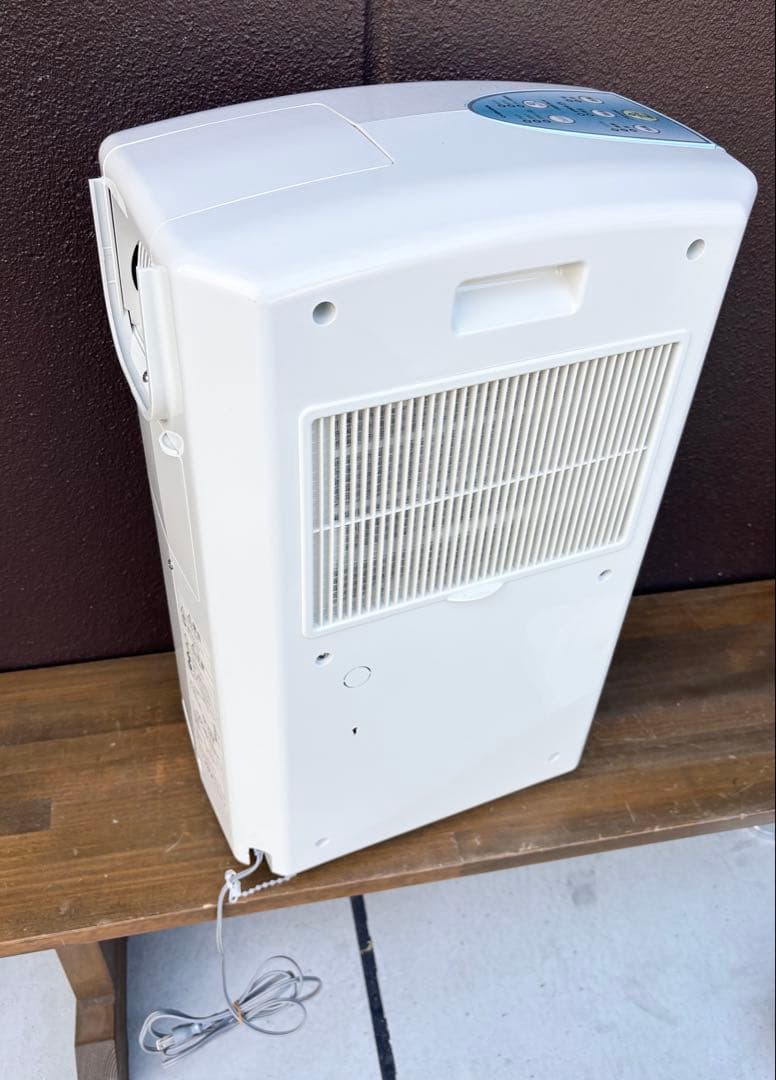 2019年製 コロナ 冷風・衣類乾燥除湿 CDM-1019