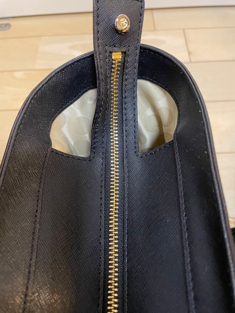 kate spade 黒 トートバッグ