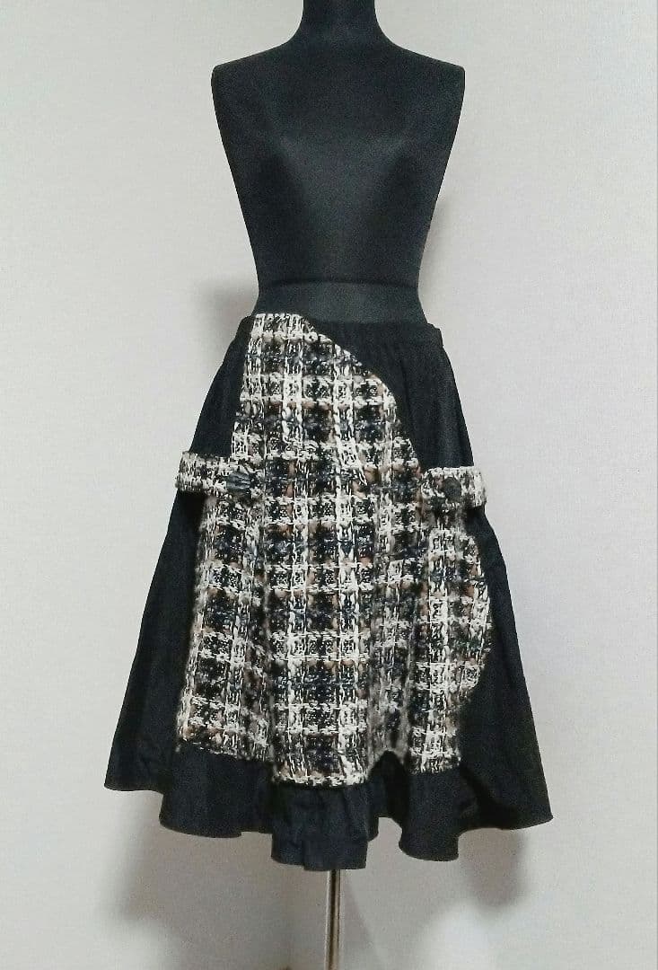 12万　エイココンドウロングベストとスカート/レリアン革バッグ/未使用トップス