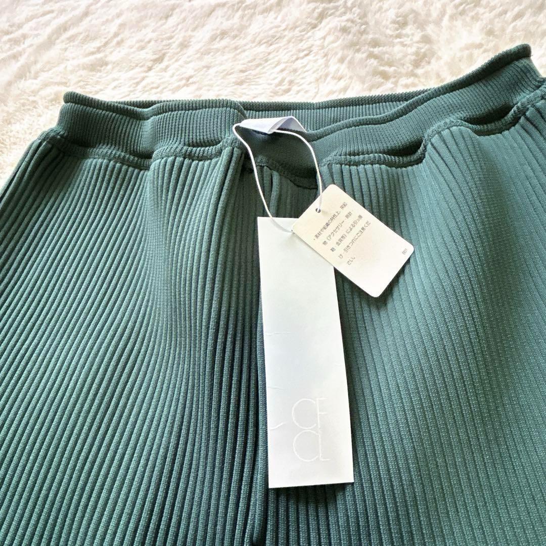 未使用タグ＊CFCL ハーフパンツ グリーン　1